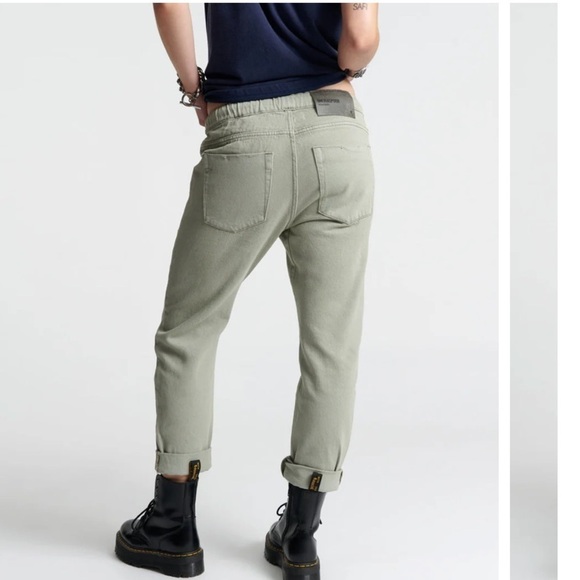 One Teaspoon Shabbies Faded Khaki Boyfriend Jeans - Picture 3 of 15